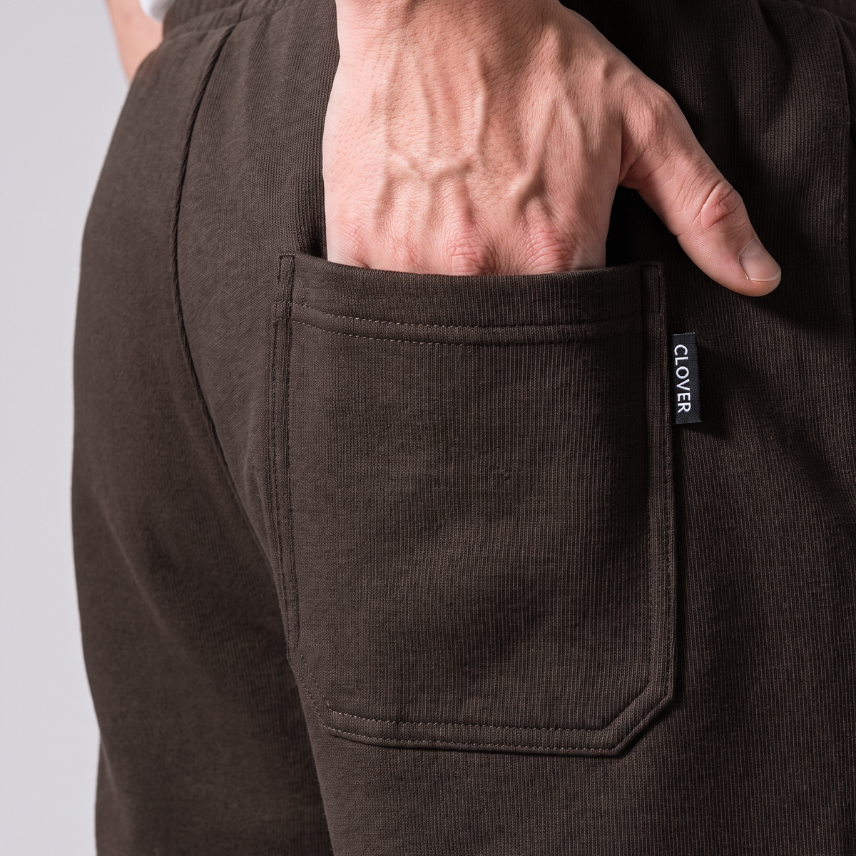 Clover ribbed interlock sweatpants with welt pockets