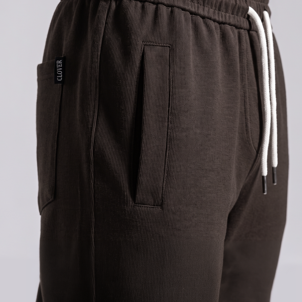 Clover ribbed interlock sweatpants with welt pockets