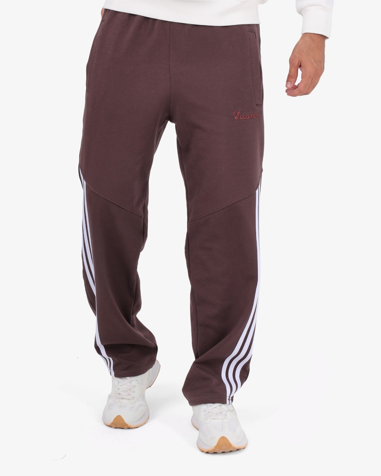 Wide-leg embroidered sweatpants (3-line design)
