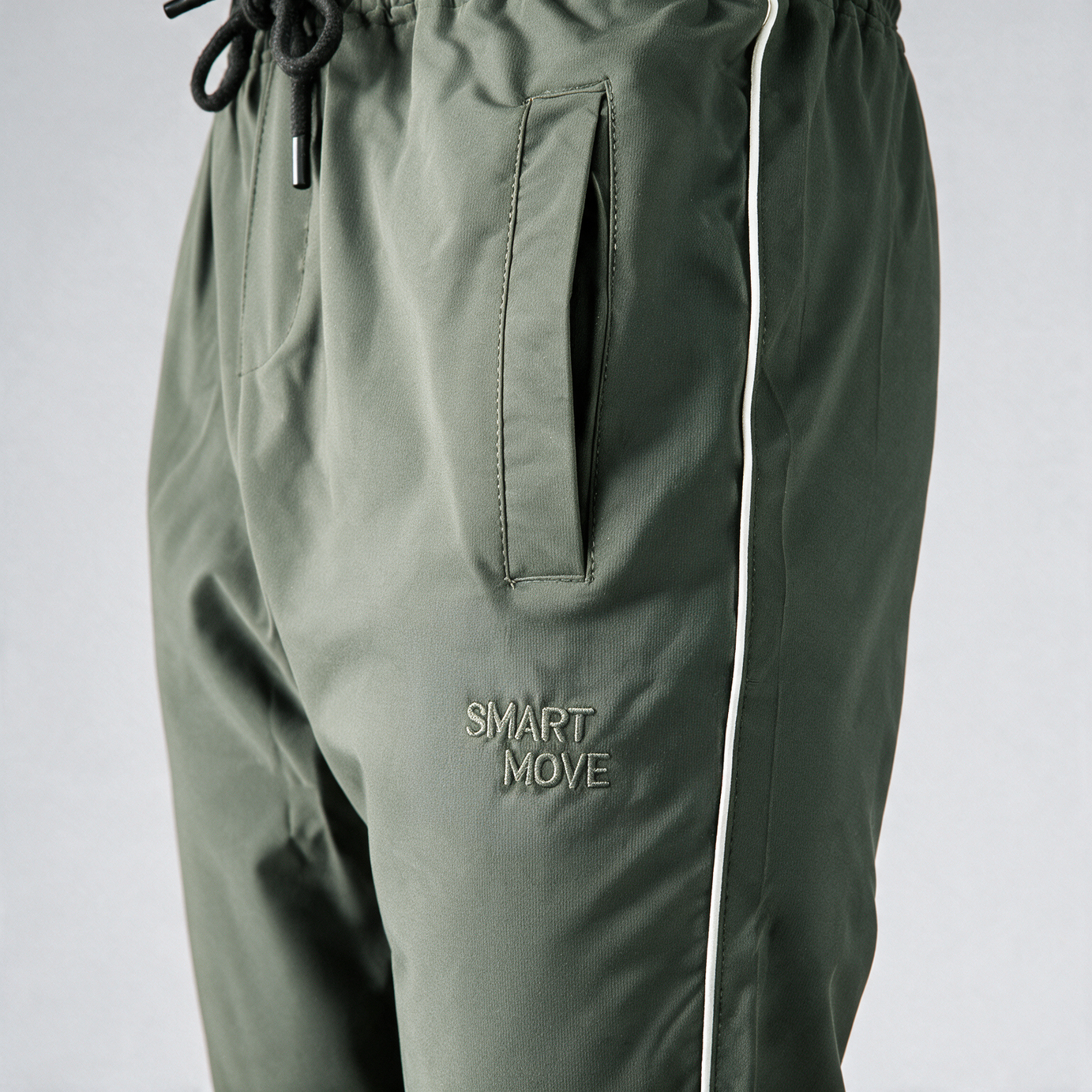 Soft embroidered trousers ( Smart Move )