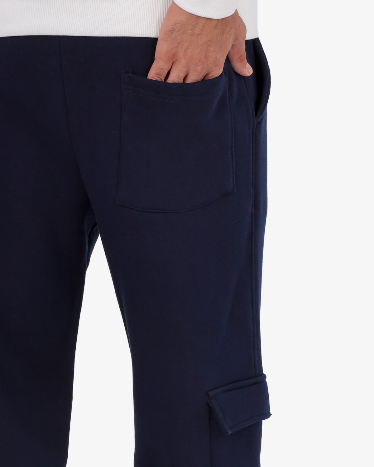 Clover-embroidered sponge cargo joggers