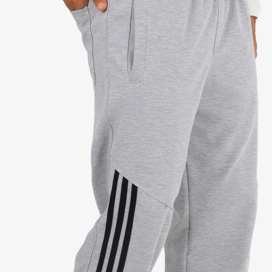 Wide-leg embroidered sweatpants (3-line design)