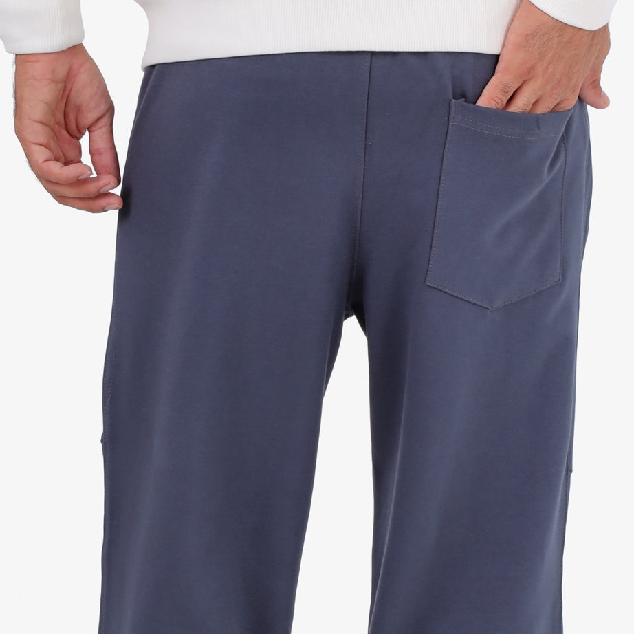 Wide-leg embroidered sweatpants (3-line design)