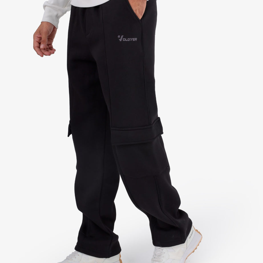 Clover-embroidered sponge cargo joggers