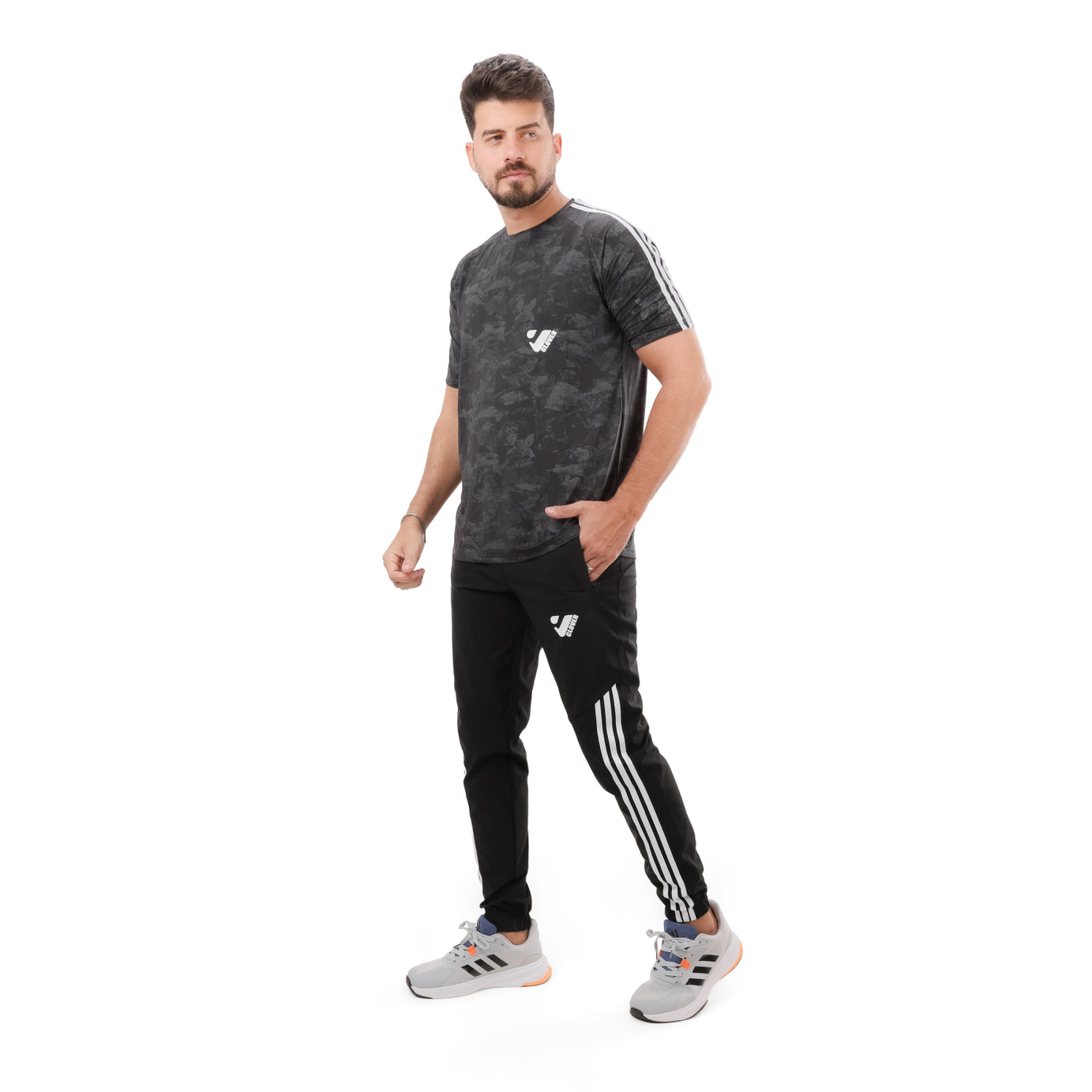 Clover Round Tracksuit with Straps