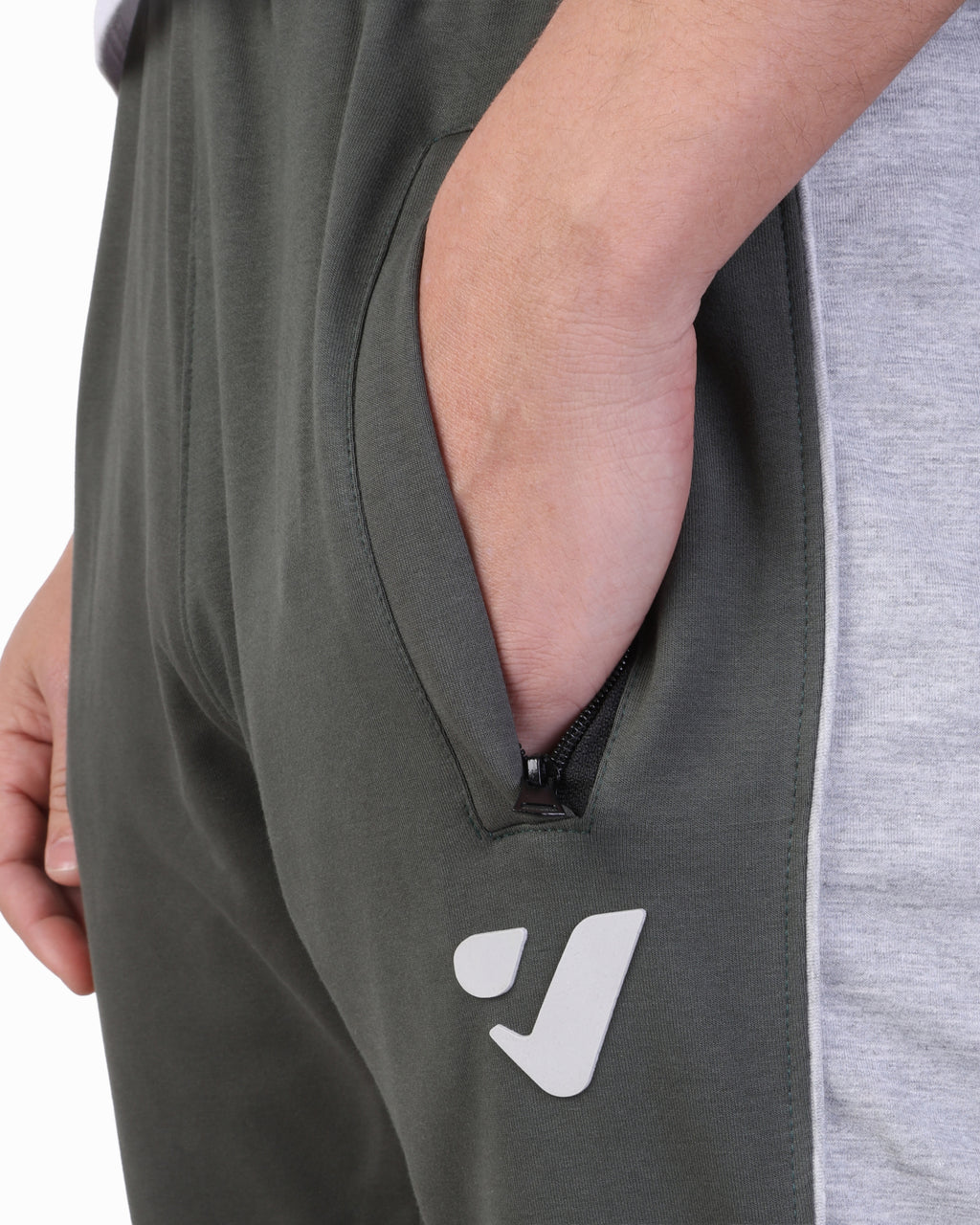 Clover Interlock Cuffed Pants – Rubber Logo Edition Olive