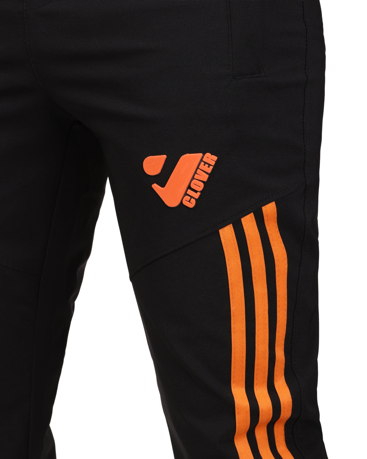 Round Clover sports tracksuit with straps